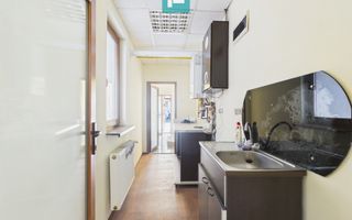 Spațiu central birou/locuință – Str. Primăriei - Poză 9