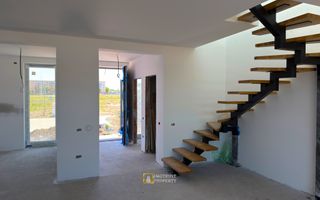 Case de vânzare în Zona AFI - ARAD - Poză 2