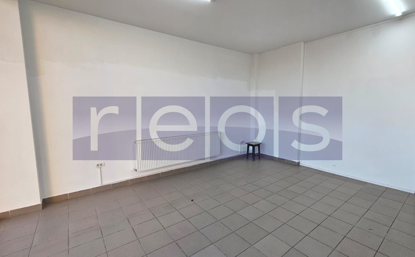 INCHIRIERE SPATIU COMERCIAL | PRELUNGIREA GHENCEA | 50 MP | STRADAL | - Poză 1