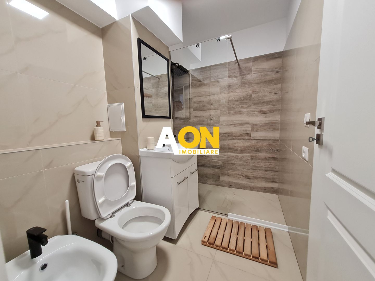 Apartament 2 Camere, Ultracentral, 54 mp, Decomandat, Zona Cetate - Poză 12