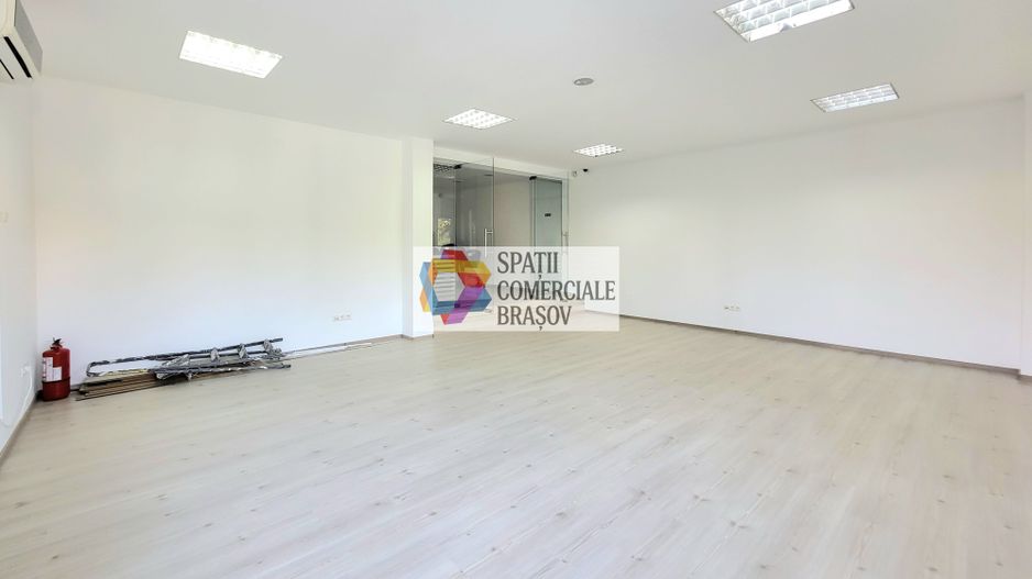 Spatiu de birouri la casa - 436 mp - Poză 2