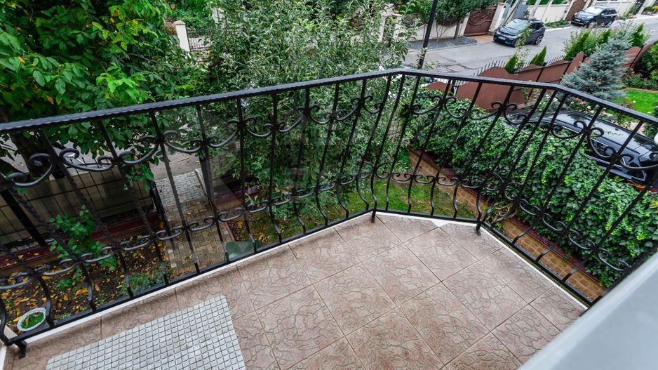 Chirie, casă, 3 camere, strada Sergiu Radautanu Codru - Poză 12