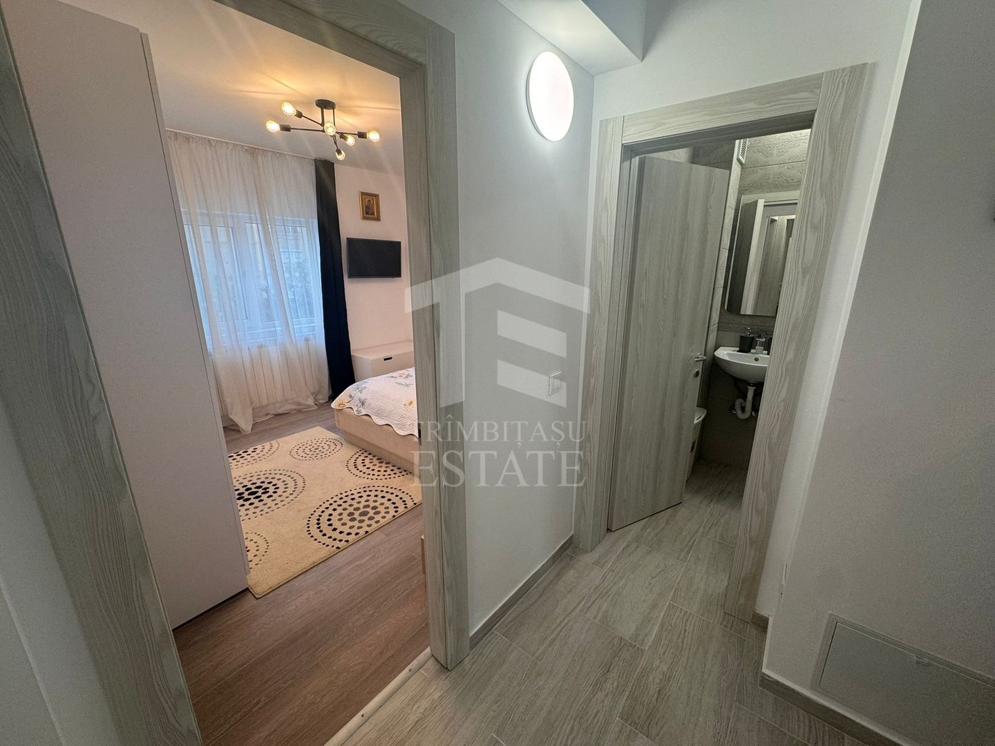 Sebastian 3 Camere Centrala Parcare 2 bai 3/8 - Poză 9