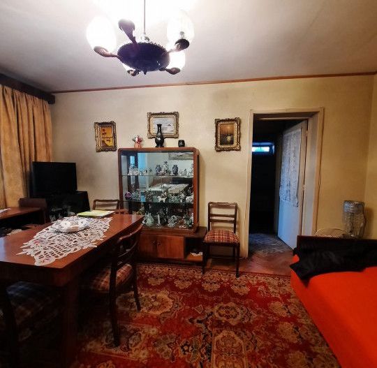 Apartament 3 camere, semidecomandat, central, Campina - Poză 6