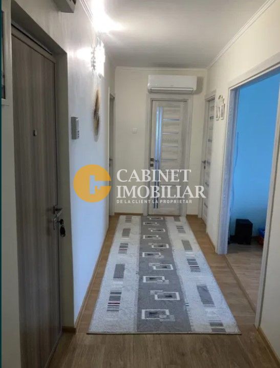 Apartament 4 camere Decomandat - Etaj Intermediar - Zona Nicolina - Poză 8