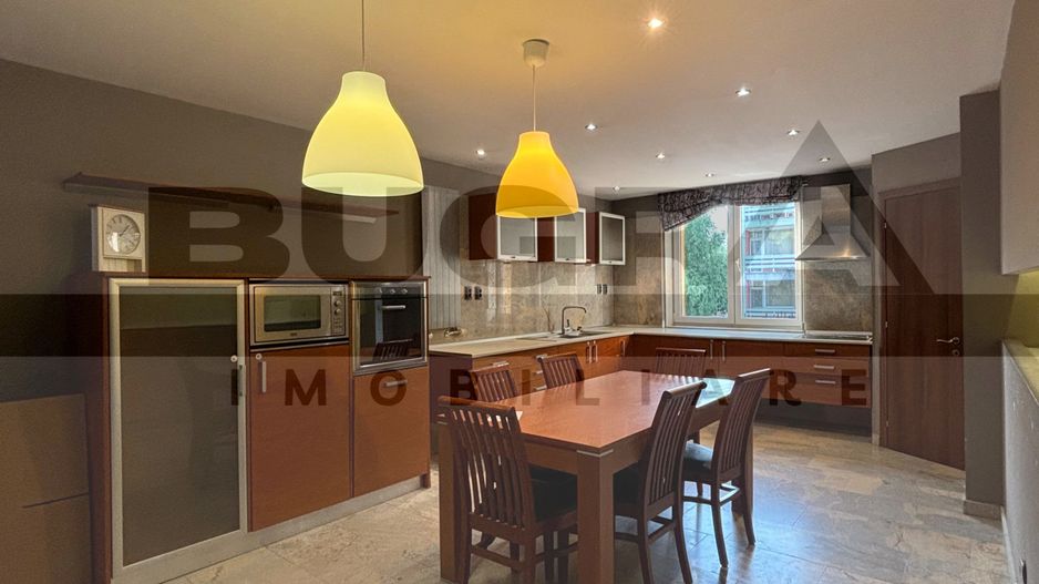 Casă cu 6 camere, 320 mp utili, gradina, garaj, zona Home Garden - Poză 6