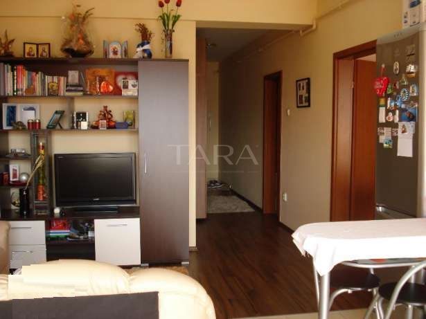 Apartament cu 2 camere de vânzare Buna Ziua - Poză 3