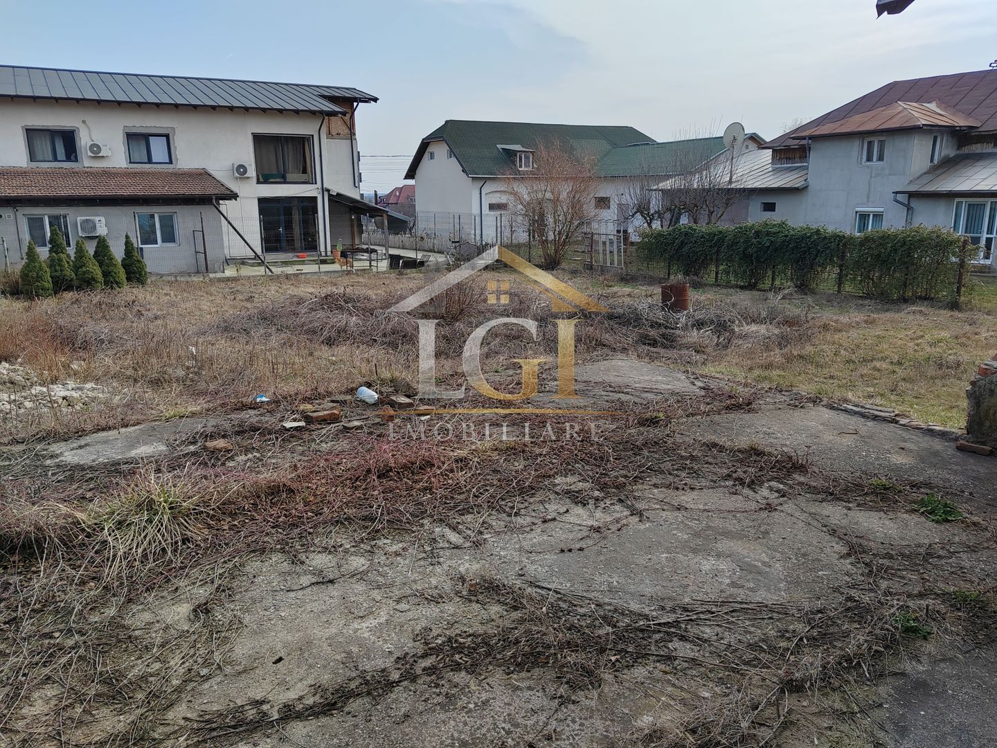 Teren intravilan 672 mp – poziție rară, la poalele Mănăstirii Dealu, - Poză 7