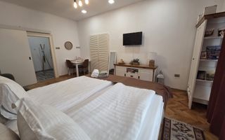 Garsonieră exclusivistă în Piața Mare cu vedere directă la Bradul de Crăciun - Poză 4