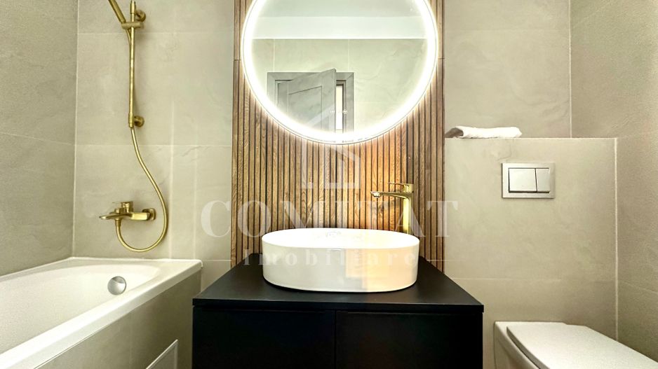 Apartament ultrafinisat | Etaj intermediar | Zona Str Tineretului - Poză 16