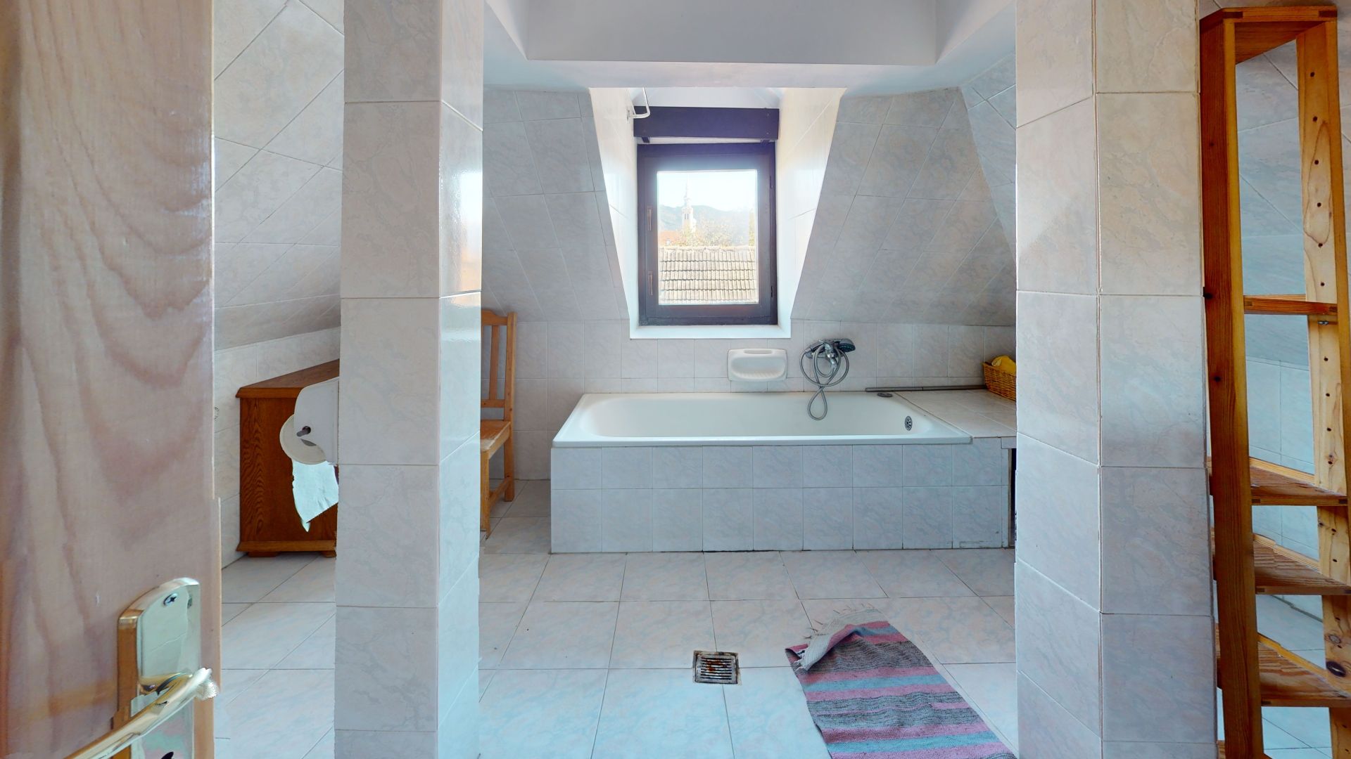 Casa deodebita zona Sacele -central - Poză 16