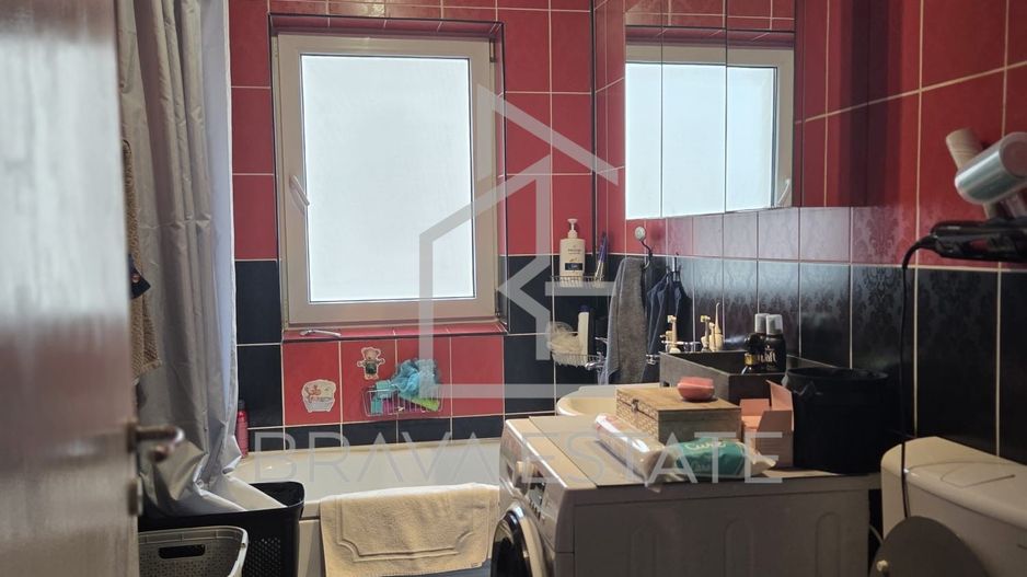 Apartament 2 camere, 52mp, parcare, balcon, zona Florilor - Poză 4