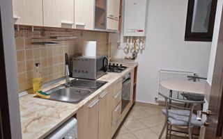 Mobilat Utilat Apartament cu 2 Camere Aproape de Metrou - Poză 5
