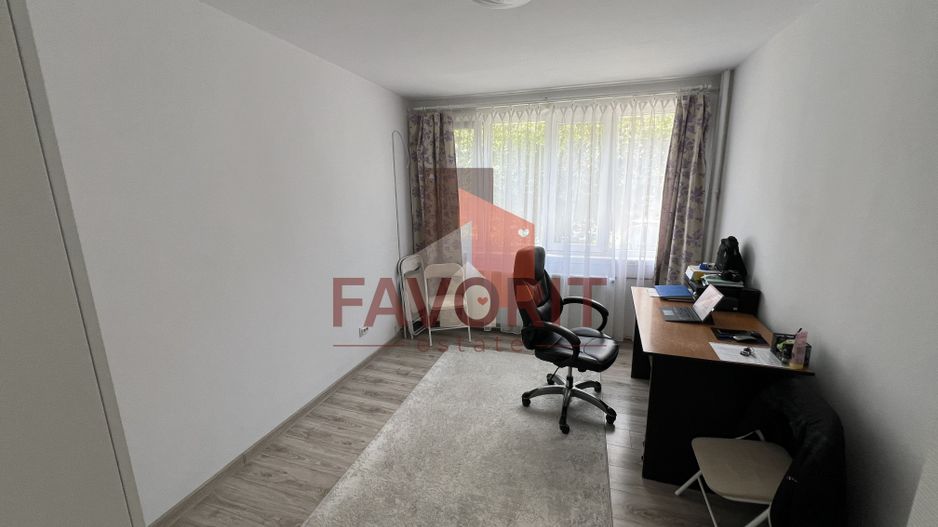 Apartament 3 camere decomandat | 2 Bai | Proaspat Renovat | Sagului - Poză 3