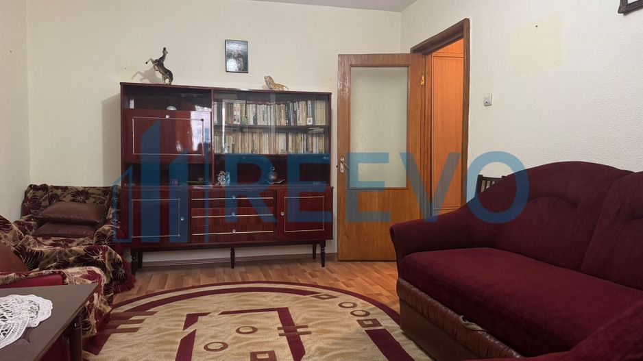 Apartament 2 camere, 50 mp, semidecomandat , zona Ura pe strada Bicaz! - Poză 1