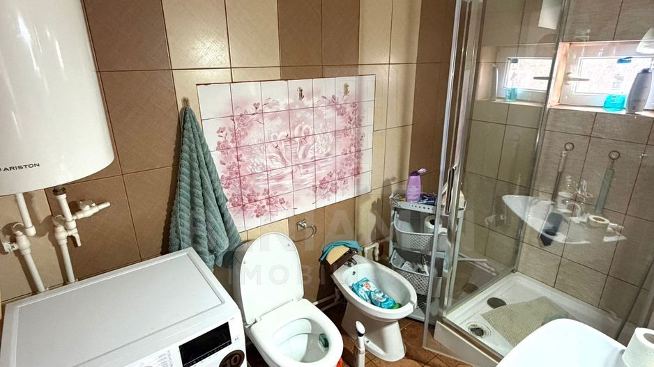 Casa pe parter in cartierul Romanesti - Poză 5