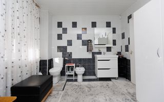 Vânzare, casă, 6 camere, str. Pomicultorilor, Codru - Poză 12