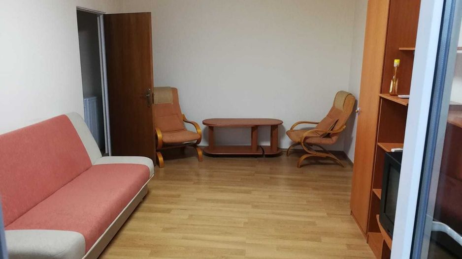 Închiriez apartament 2 camere Titan - Poză 2