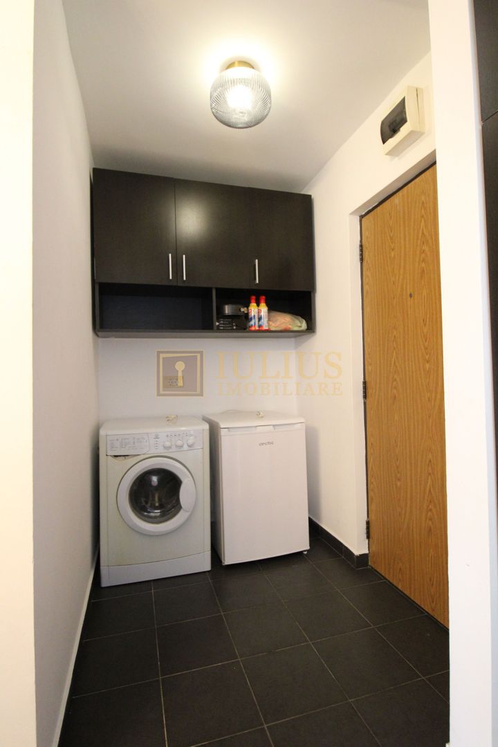 Corneliu Copusul, o camera, centrala proprie. - Poză 9