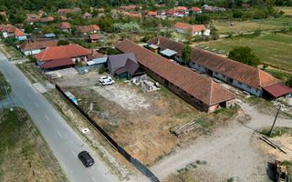 Casă tip duplex cu teren generos în Dezna - Poză 13