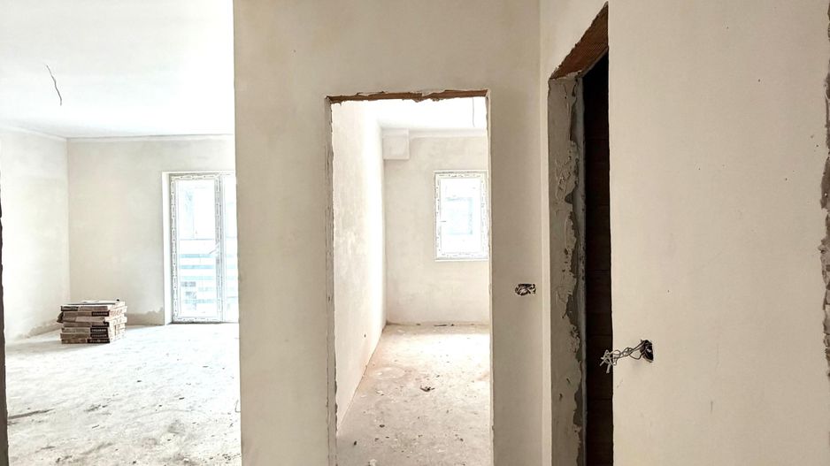 SUPER PREȚ! Apartament 3 camere - 1493e/ mp - Giroc - Poză 2