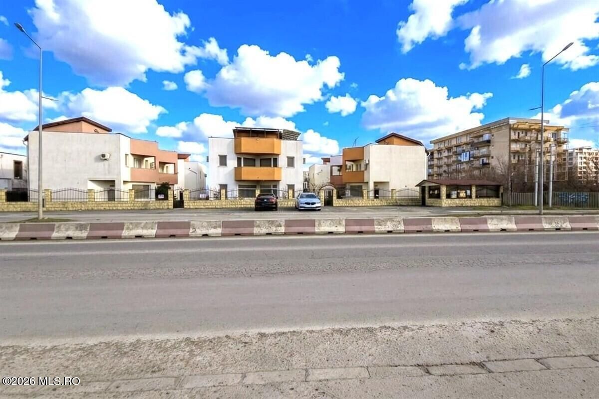 Mamaia Nord - Phoenicia Resort, casa de vacanta la mare, P+1E+Terasa! - Poză 44