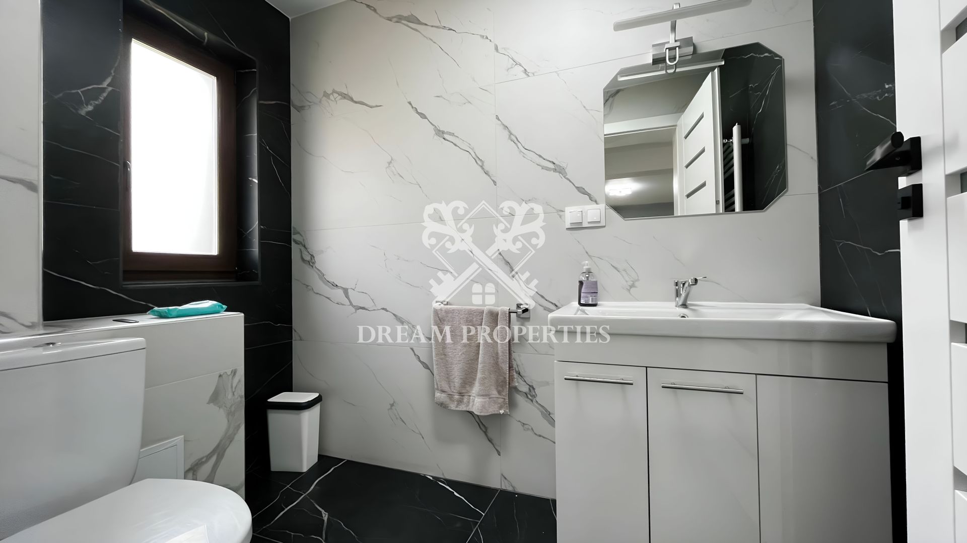 Casa ultrafinisata la cheie 4 camere, 3 bai, teren 427 mp, Sannicoara - Poză 4