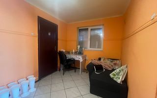 Casă cu 2 spații comerciale la stradă zona Decebal, Oradea - Poză 12