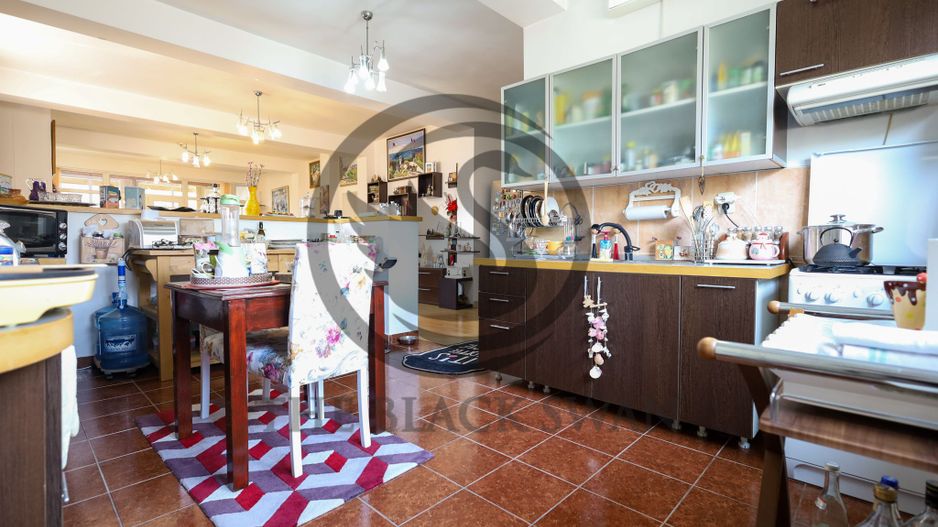 Casa / Vila cu 7 camere de vanzare I Poiana Campina I Comision 0% - Poză 5