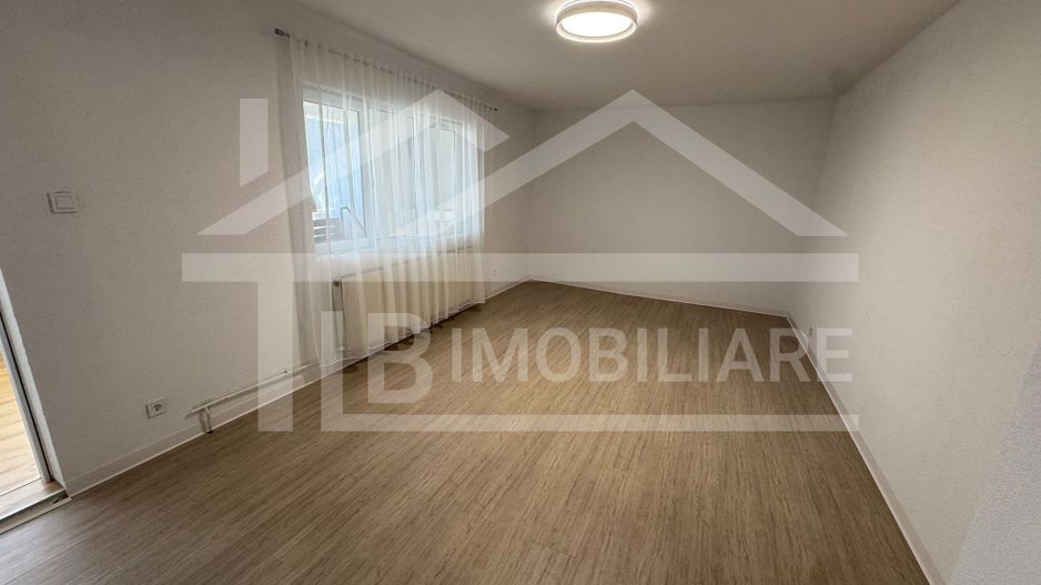 Casa cu 4 camere, 180 mp, Zona Semicentrala - Poză 2