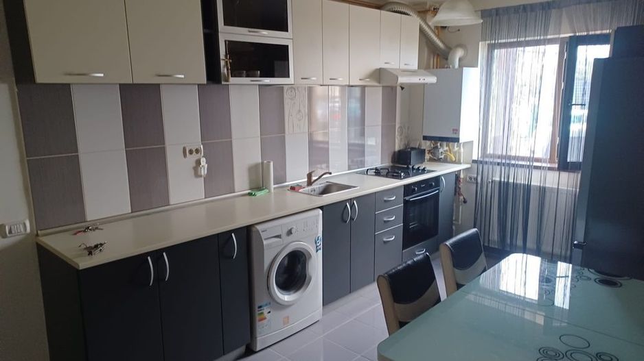 Apartament 2 camere de vanzare - Poză 4