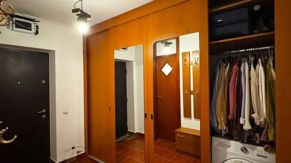 Vanzare Garsoniera intre Metrou Timpuri Noi, Mall Vitan si Bd. Nerva Traian - Poză 1