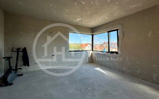 Casă de vânzare cu 4 camere în zona de Dealuri, Oradea - Poză 6