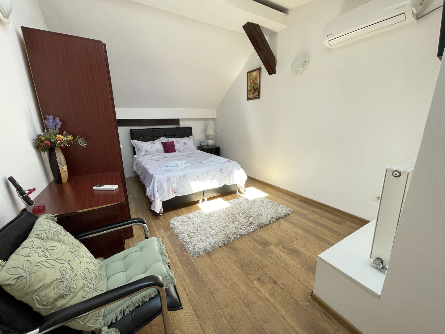 Apartament in zona P-ta Unirii - Poză 10