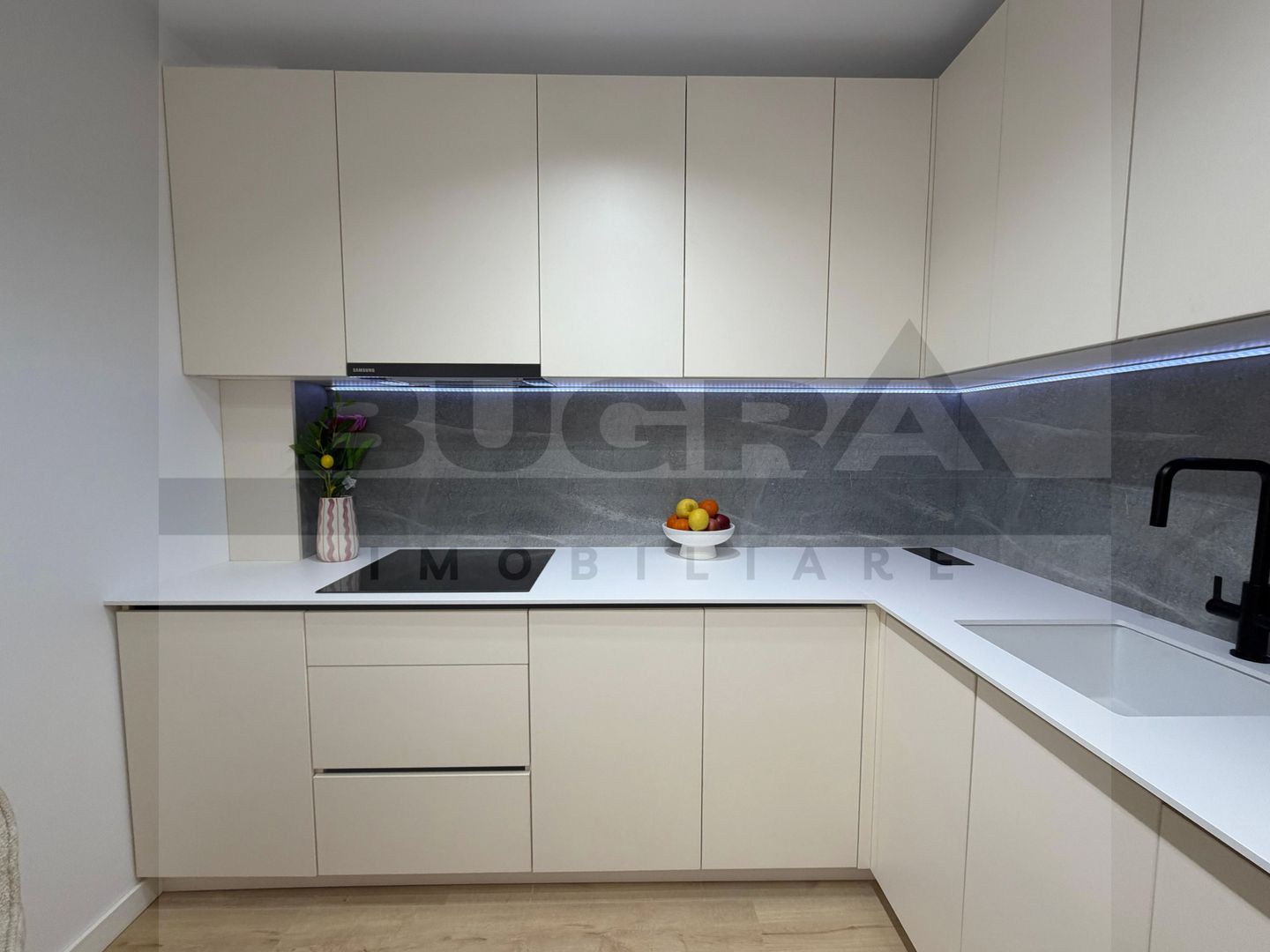 Apartament 2 camere, finisat, parcare, zona Elite - Poză 6