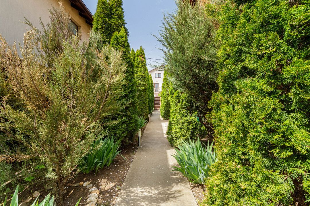 Vila spațioasă și elegantă, aproape de pădure – Tunari, Ilfov - Poză 11