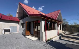 Casa de vanzare la 13 km de Onesti - Poză 2