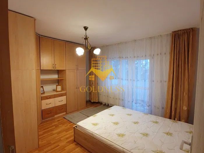 4 camere open space , 2 balcoane, 2 bai, Plopilor Zona Parcul Rozelor - Poză 1