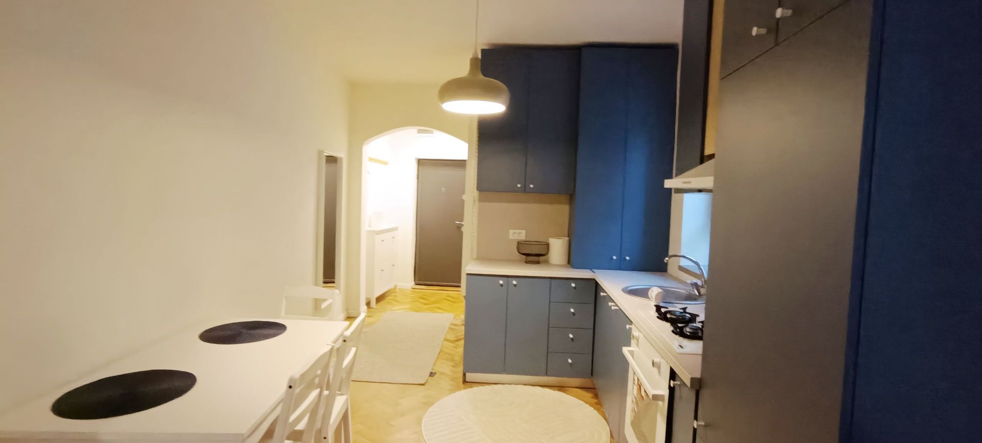 Apartament cu 2 camere renovat-mobilat nou-Republicii - Poză 5