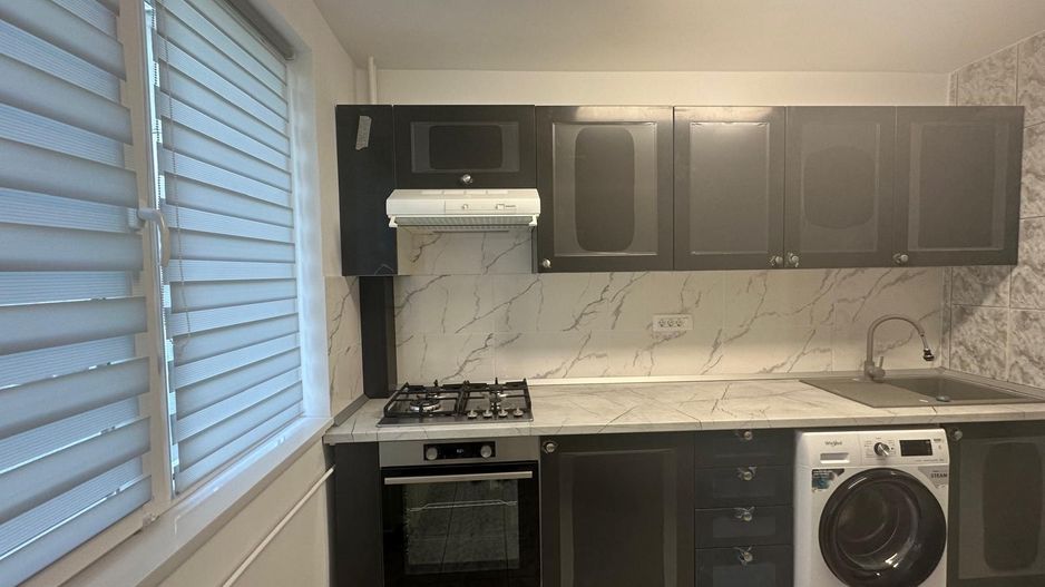 APARTAMENT 3 CAMERE CU LOC DE PARCARE | LUJERULUI - Poză 3