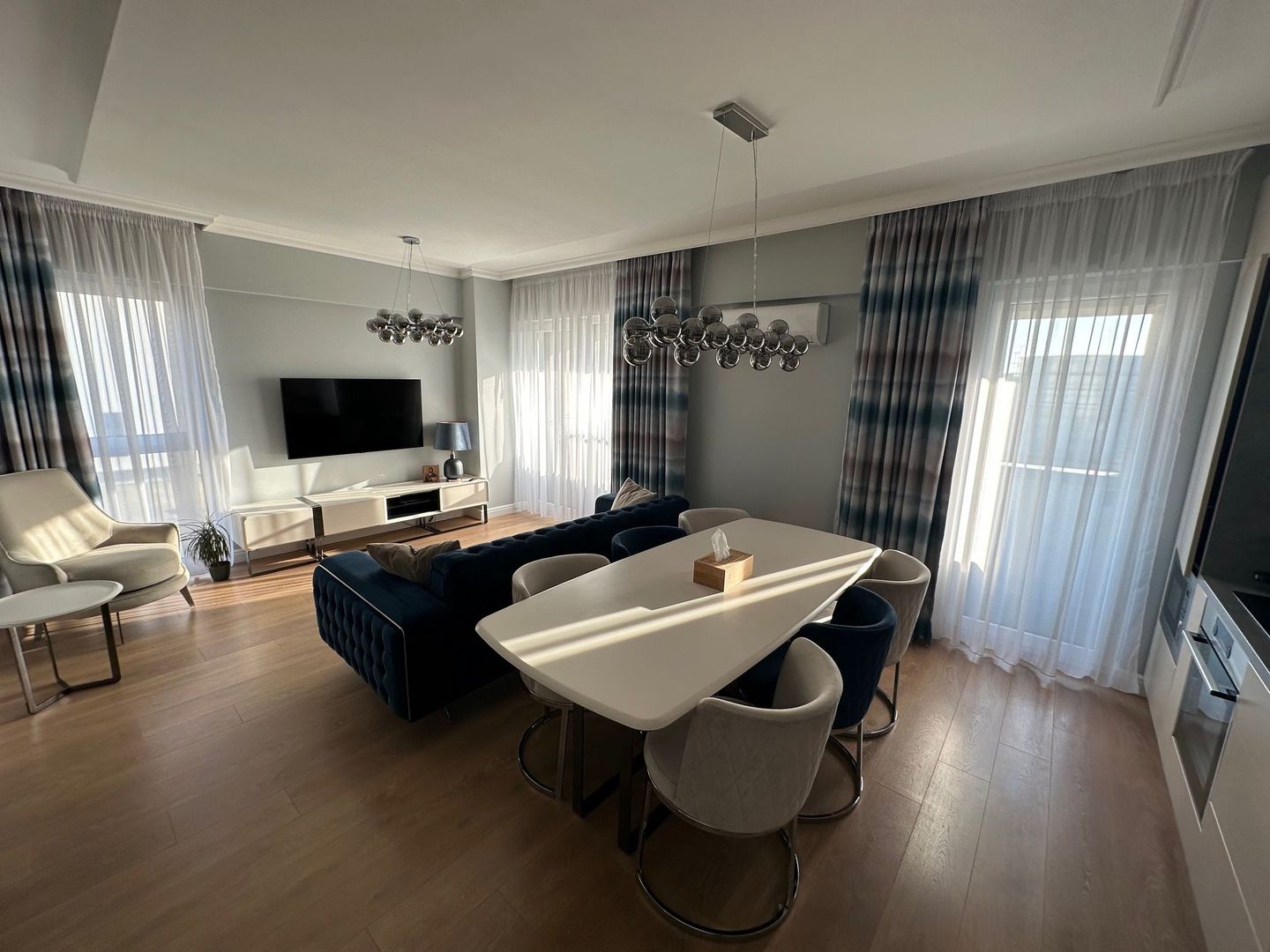 Apartament cu 3 camere - Poză 3