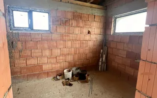Casa individuala semifinisata in Sanicoara - Poză 15