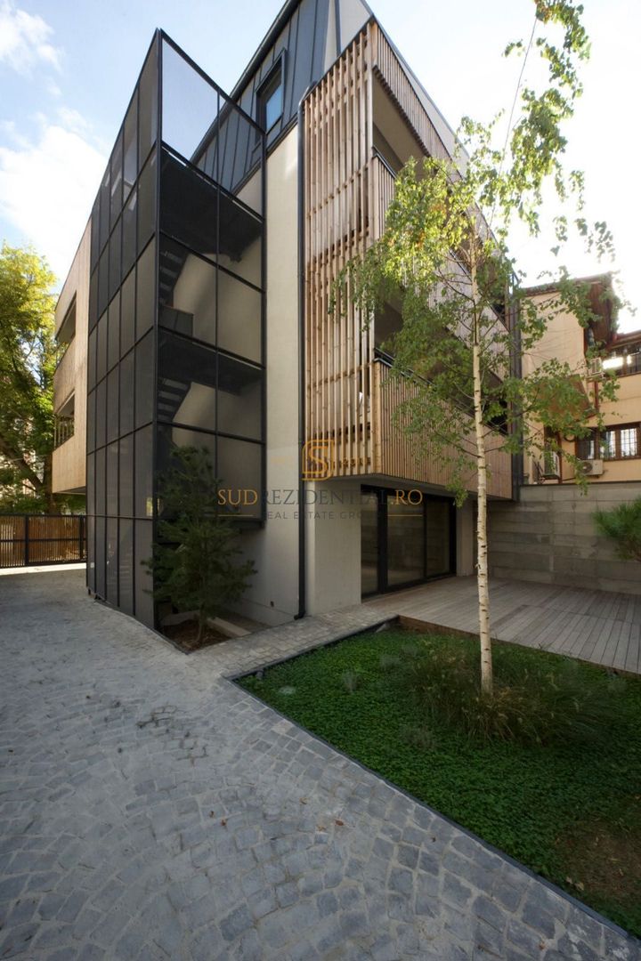 Duplex  Dorobanti P+1, 154 mp + curte 50 mp, 2 locuri de parcare. - Poză 8