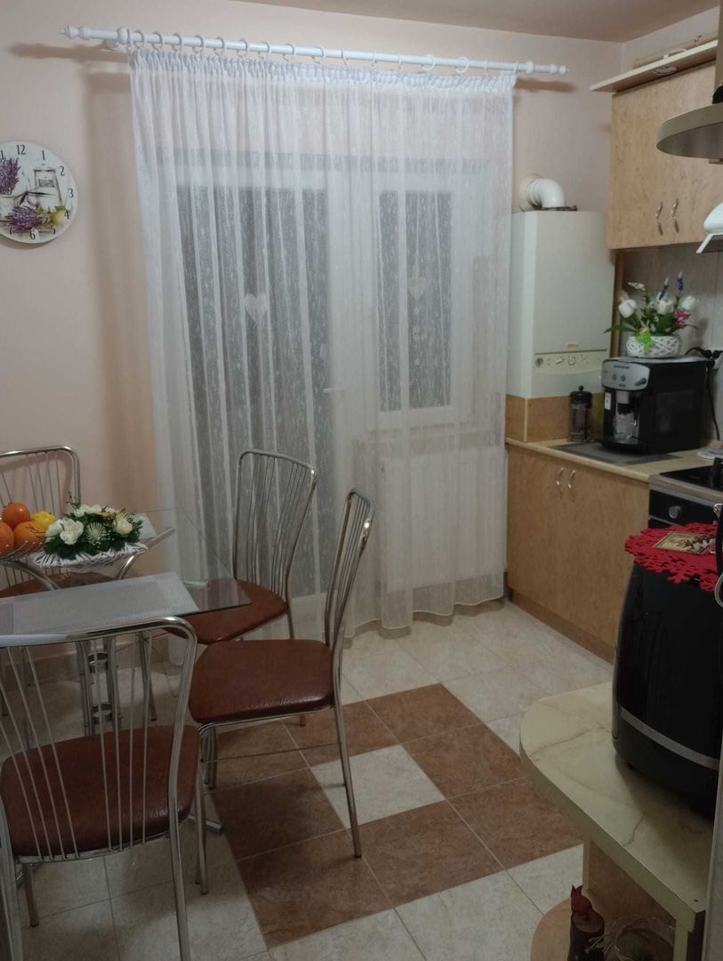 Vînd Apartament 2 cam - Poză 3