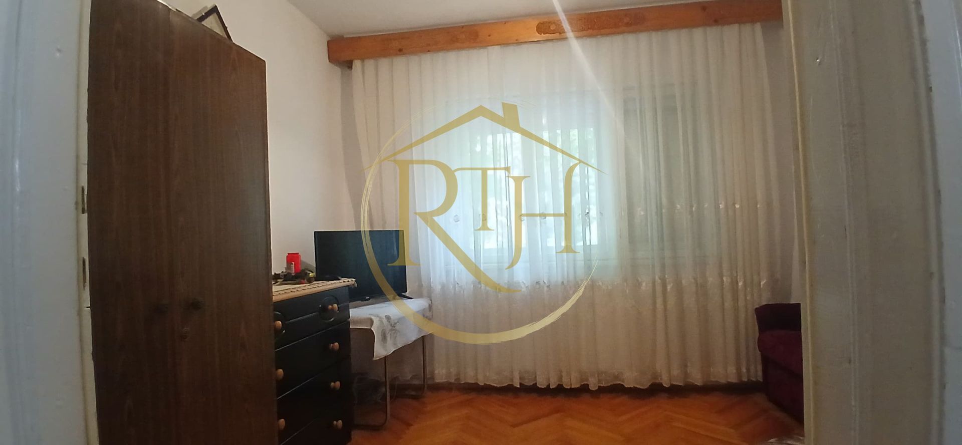 Oferim spre închiriere un apartament cu 2 camere la o vilă în Calea Șagului! - Poză 5