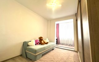 Vânzare apartament 3 camere mobilat,  parcare inclusă , Cartier Noua - Poză 10