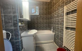 Apartament de 3 camere, 50mp, zona strazii Parang - Poză 5