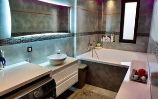 Penthouse Luxos. Terasă Panoramică. Priveliste Spectaculoasa. - Poză 8