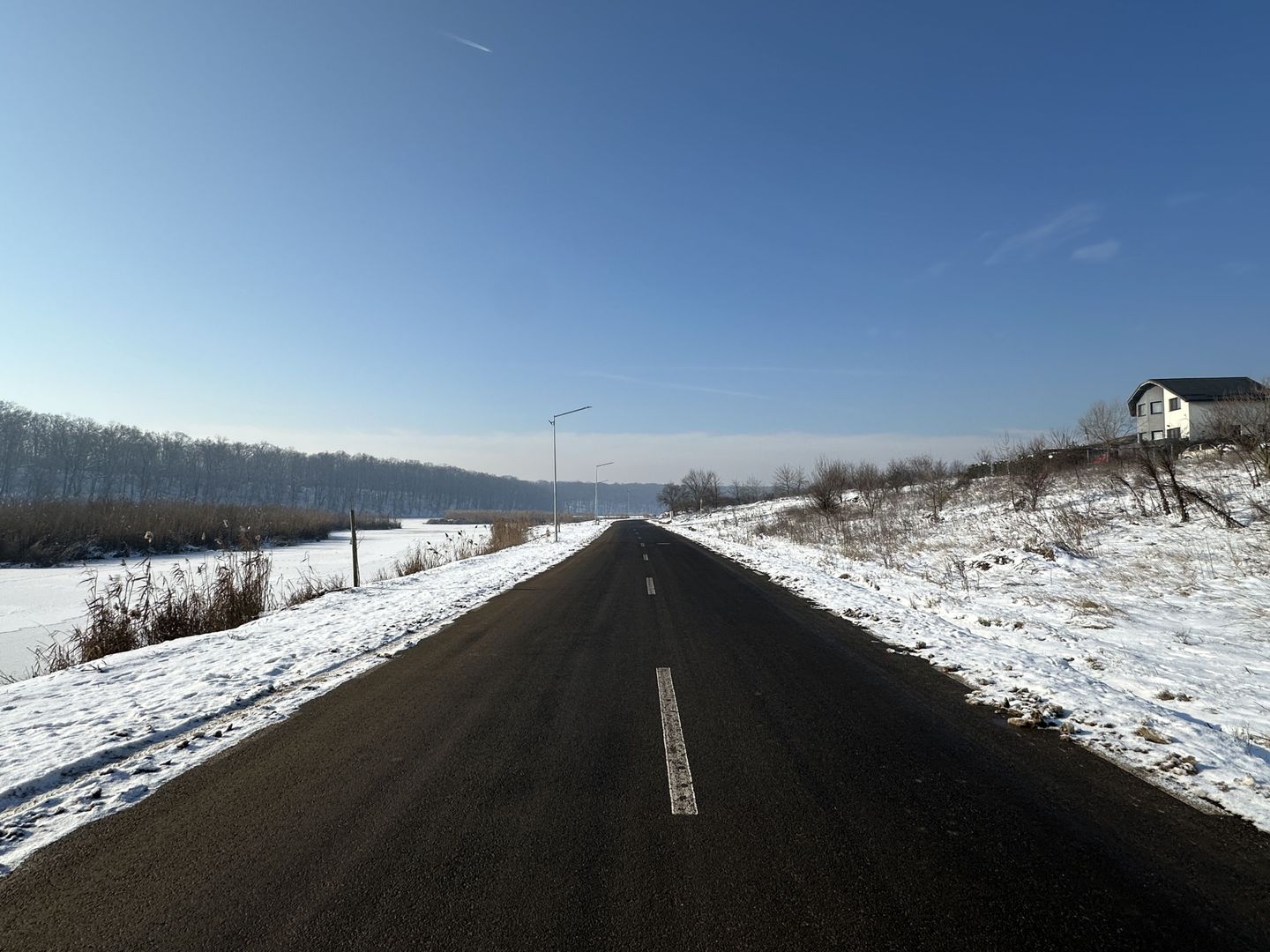 BRANESTI | Soarelui | Vedere lac | Toate utilitatile | 10 min Pallady - Poză 9