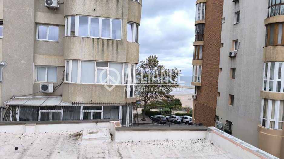 CENTRU PLAJA MODERN(COD03)- Apartament modern in vila interbelica ! - Poză 23